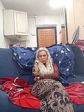 Snapshot of Conny_Shellie chatting on November 19, 2025, 11:10 am Conny Shellie online show from November 19, 2025, 11:10 am