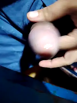 Snapshot of Sir_clouden chatting on December 14, 2025, 7:19 pm Sir clouden online show from December 14, 2025, 7:19 pm