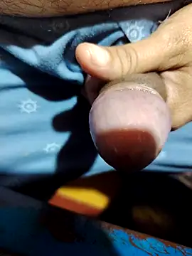 Snapshot of Sir_clouden chatting on October 26, 2025, 10:54 pm Sir clouden online show from October 26, 2025, 10:54 pm