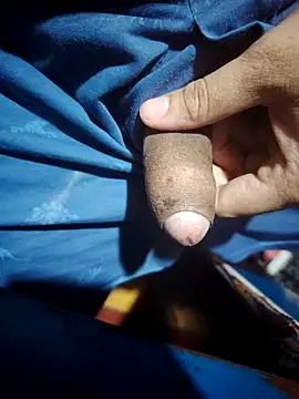 Snapshot of Sir_clouden chatting on October 16, 2025, 12:30 am Sir clouden online show from October 16, 2025, 12:30 am