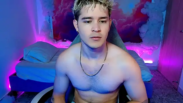 AlexPiersss online show from November 29, 2025, 7:14 pm