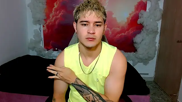 AlexPiersss online show from December 3, 2025, 7:02 pm