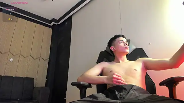 JuanSixx online show from December 21, 2025, 9:04 pm