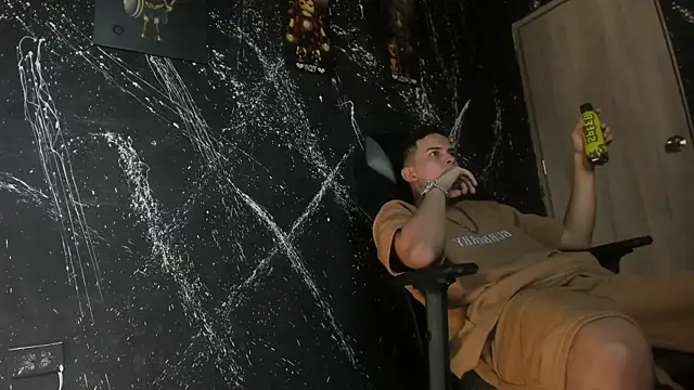 JuanSixx online show from October 23, 2025, 8:07 pm