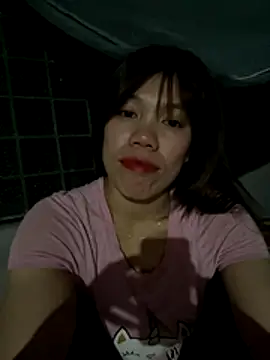 nhinhi-sexy online show from December 18, 2025, 2:43 pm