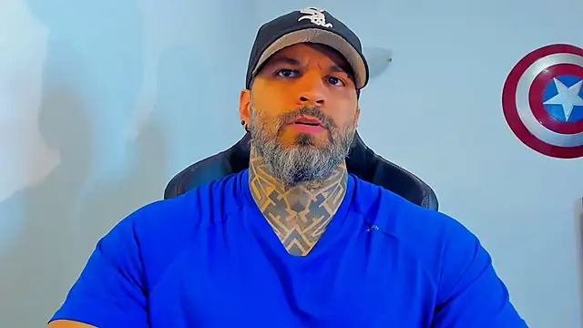 JoshRigby online show from April 18, 2026, 7:51 pm