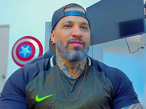 JoshRigby online show from October 15, 2025, 7:33 pm