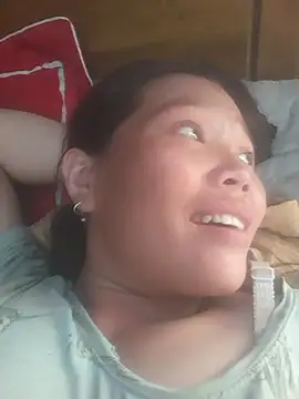 Snapshot of bree-zz chatting on October 10, 2025, 6:36 am bree-zz online show from October 10, 2025, 6:36 am