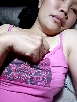 bree-zz online show from March 22, 2026, 12:40 pm