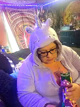 violentviolet68 online show from March 31, 2026, 7:05 pm