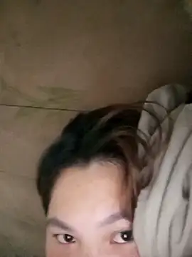 min-xinh online show from December 4, 2025, 9:03 pm