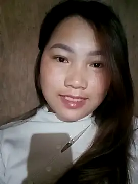 min-xinh online show from December 15, 2025, 9:31 pm