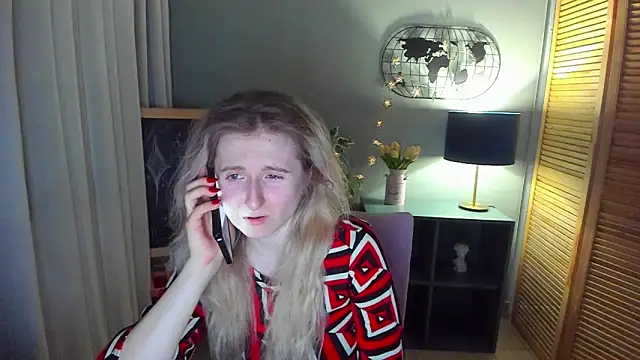 CamillaDreamer online show from April 4, 2026, 3:07 pm