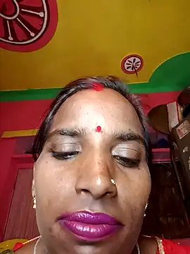 Snapshot of Munni_ji chatting on September 29, 2025, 11:32 pm Munni ji online show from September 29, 2025, 11:32 pm