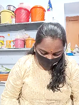Snapshot of Tamil_Hot_Sindhu chatting on March 13, 2026, 5:34 am Tamil Hot Sindhu online show from March 13, 2026, 5:34 am