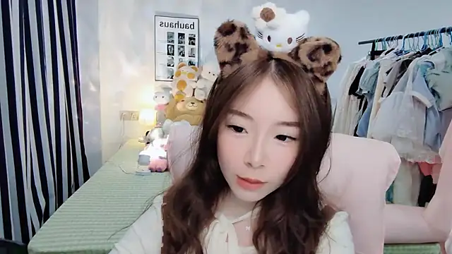 Gardenia-222 online show from November 2, 2025, 8:41 am