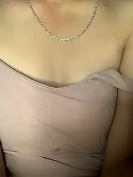 Lin98-pusy online show from October 23, 2025, 3:10 pm