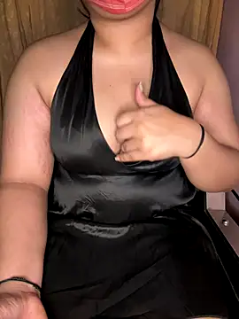 Snapshot of Annuusharmaaaa chatting on December 18, 2025, 4:22 pm Annuusharmaaaa online show from December 18, 2025, 4:22 pm