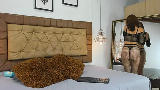 Snapshot of hannarose1208 chatting on October 23, 2025, 12:37 pm hannarose1208 online show from October 23, 2025, 12:37 pm