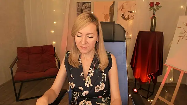 Snapshot of DonnaSmitth chatting on January 13, 2026, 6:34 pm DonnaSmitth online show from January 13, 2026, 6:34 pm