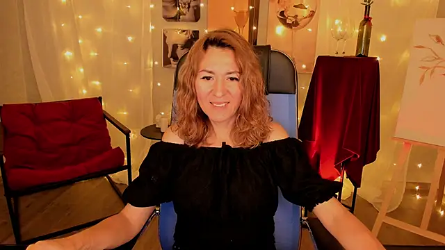 Snapshot of DonnaSmitth chatting on November 25, 2025, 11:54 am DonnaSmitth online show from November 25, 2025, 11:54 am