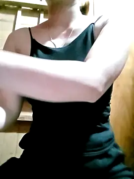 LenaCii online show from September 27, 2025, 9:10 pm