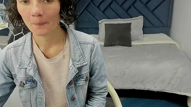 Snapshot of Valery_More__ chatting on November 29, 2025, 12:16 pm Valery More online show from November 29, 2025, 12:16 pm