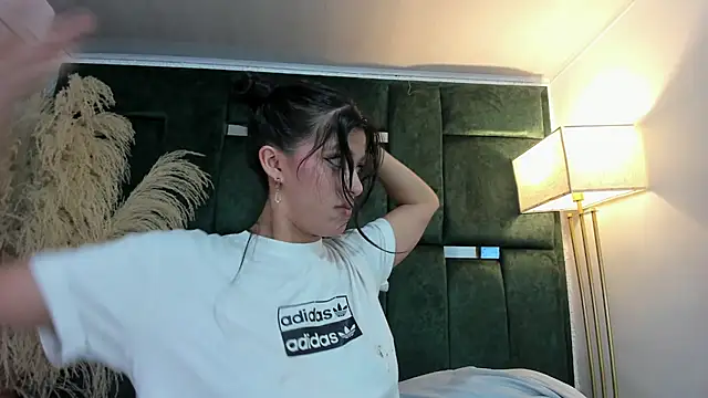 Snapshot of Misaki_Kai chatting on January 10, 2026, 5:47 am Misaki Kai online show from January 10, 2026, 5:47 am