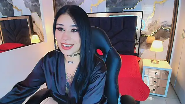 Snapshot of SusanVilla chatting on June 27, 2026, 7:53 pm SusanVilla online show from June 27, 2026, 7:53 pm