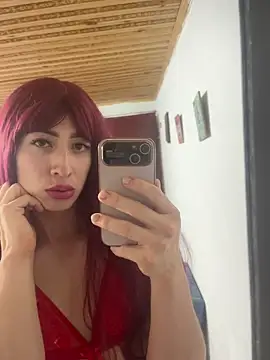 NICOLLE  12 online show from October 4, 2025, 12:28 pm