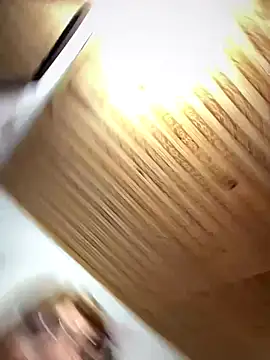 Snapshot of NICOLLE__12 chatting on December 21, 2025, 8:20 pm NICOLLE 12 online show from December 21, 2025, 8:20 pm