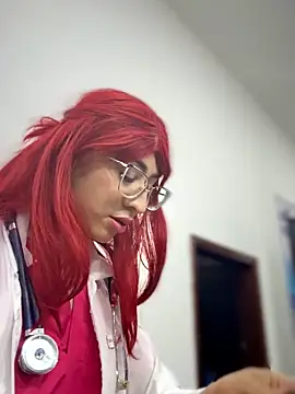 Snapshot of NICOLLE__12 chatting on December 22, 2025, 6:08 pm NICOLLE 12 online show from December 22, 2025, 6:08 pm