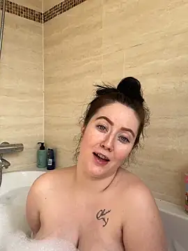 irishmollyx online show from March 28, 2026, 10:49 am