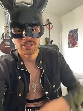 MikaelRizzzo online show from October 8, 2025, 12:28 pm