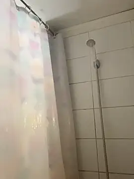 Snapshot of Ignvcivv chatting on October 11, 2025, 9:16 pm Ignvcivv online show from October 11, 2025, 9:16 pm