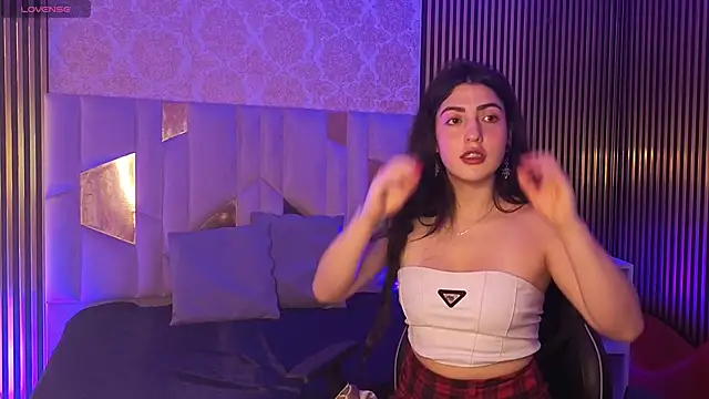 Ixchel tay online show from March 6, 2026, 3:34 am