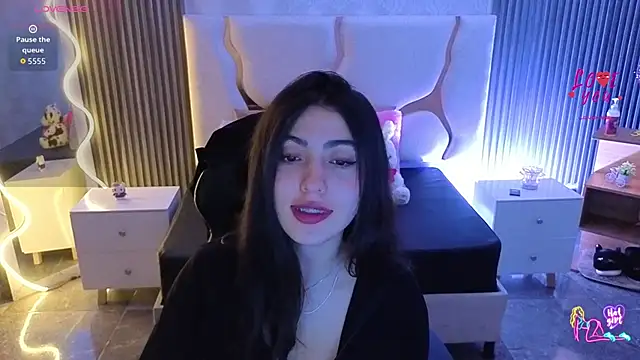 Ixchel tay online show from May 20, 2026, 3:36 am
