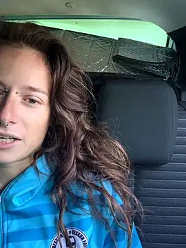 GoldenPussy1329 online show from October 18, 2025, 7:21 am