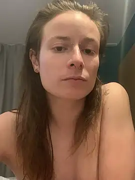 GoldenPussy1329 online show from April 20, 2026, 11:50 pm