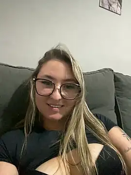 Snapshot of alegata27 chatting on April 23, 2026, 8:21 pm alegata27 online show from April 23, 2026, 8:21 pm