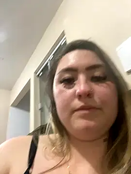 Snapshot of alegata27 chatting on September 29, 2025, 4:30 am alegata27 online show from September 29, 2025, 4:30 am