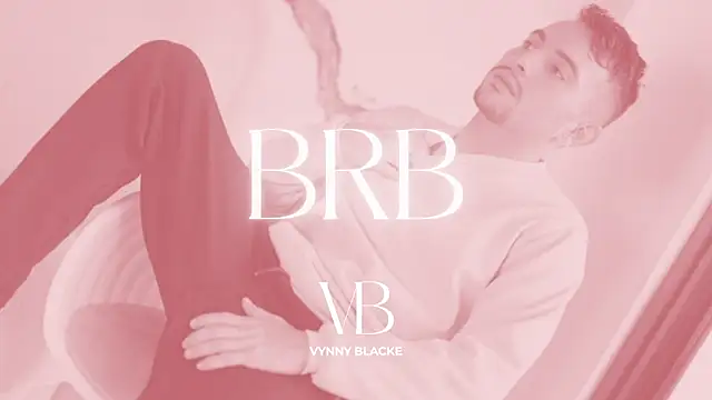 Snapshot of VynnyBlacke_ chatting on October 15, 2025, 8:06 pm VynnyBlacke online show from October 15, 2025, 8:06 pm