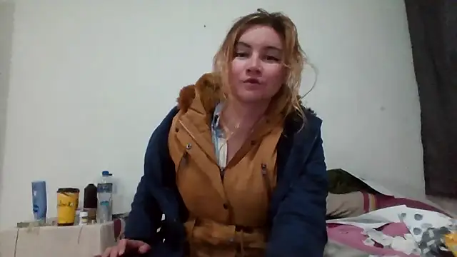 Snapshot of vagimosa chatting on November 15, 2025, 3:43 am vagimosa online show from November 15, 2025, 3:43 am