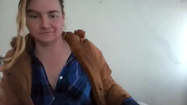 Snapshot of vagimosa chatting on December 16, 2025, 8:13 pm vagimosa online show from December 16, 2025, 8:13 pm