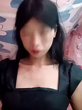Snapshot of Khanhu_xx chatting on October 14, 2025, 4:13 am Khanhu xx online show from October 14, 2025, 4:13 am
