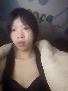 Khanhu xx online show from November 24, 2025, 10:21 pm