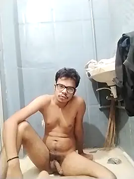 sexybobby13 online show from November 8, 2025, 9:02 am