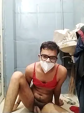 sexybobby13 online show from September 29, 2025, 9:49 am