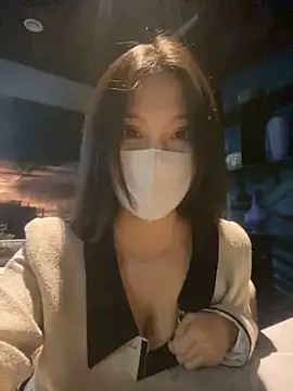 xiaojiu-6 online show from October 21, 2025, 5:29 am