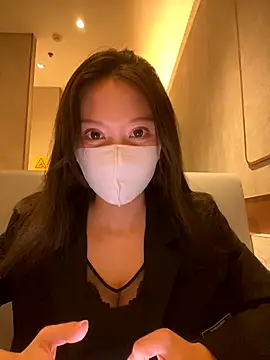 xiaojiu-6 online show from October 25, 2025, 8:57 am